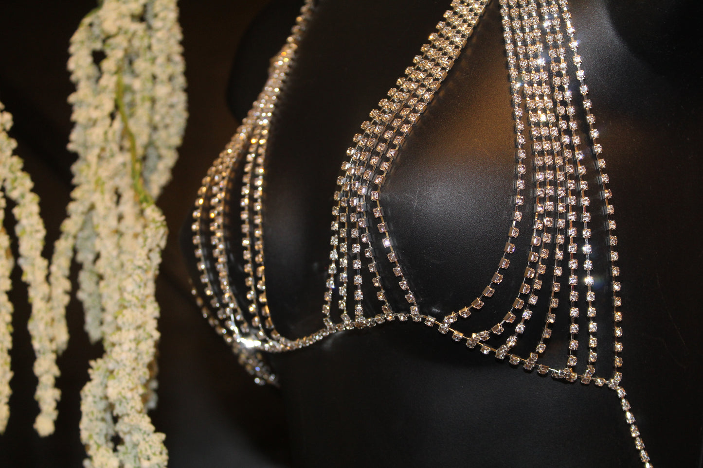 EYES OPEN BODY CHAIN