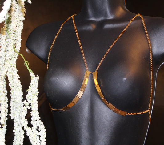 GEO BODY CHAIN