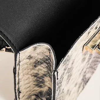 RUSTIC WAIST PURSE